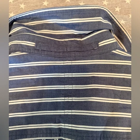 Banana Republic long sleeve, skimmer, button-up striped blouse - size L tall - Picture 7 of 12